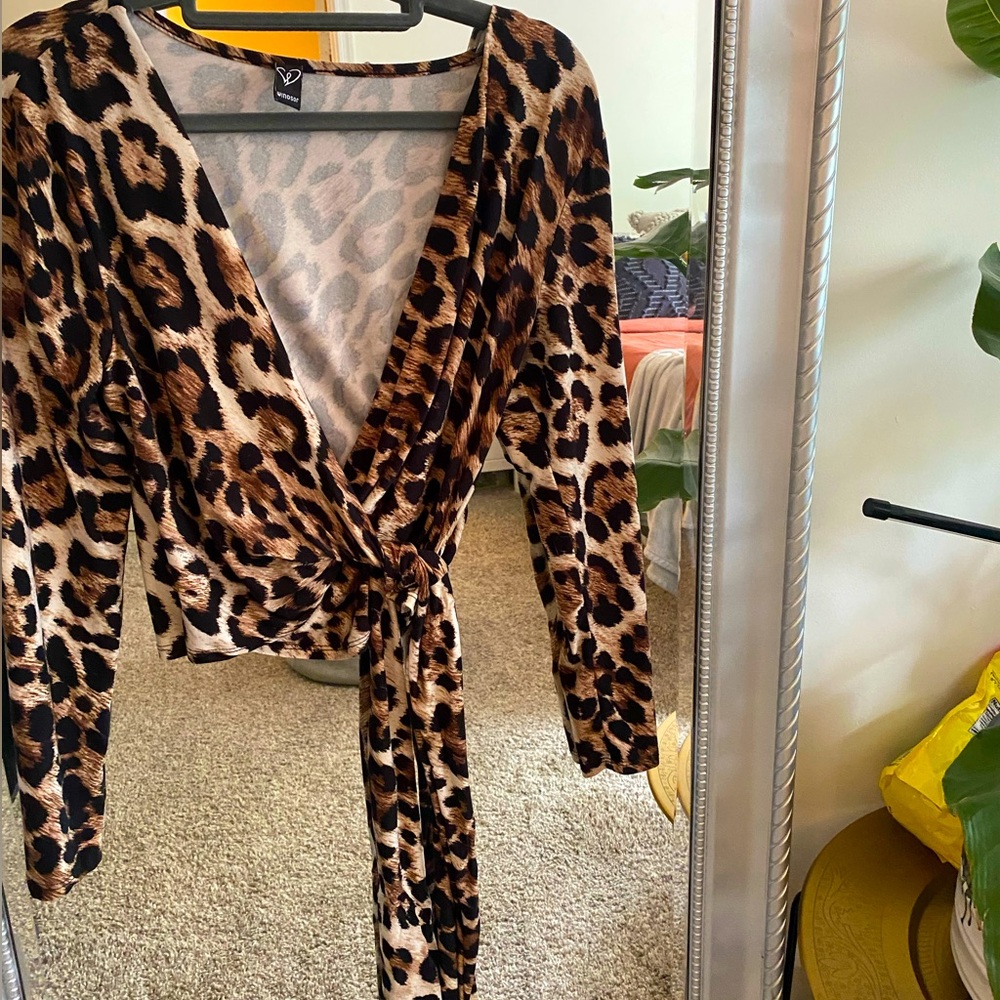 Cheetah print Windsor long sleeve top